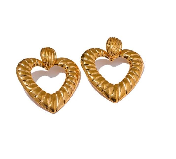 Aretes corazones